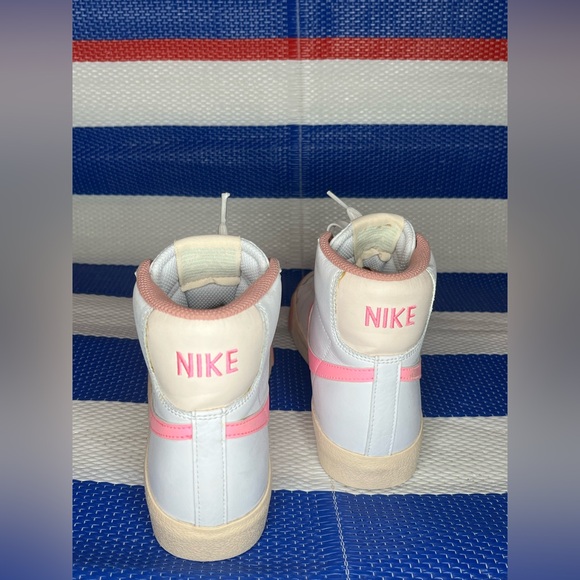 🎉✨ THROWBACK - Nike Blazer Mid '77 GS Guava Ice/Jade Summit White Sneakers 4.5 Y - Picture 9 of 17